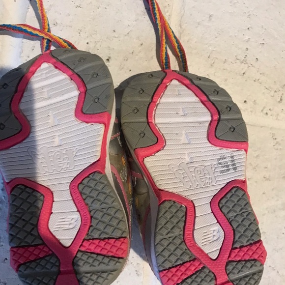 Rainbow Baby Shoes 🦄 - Picture 4 of 6